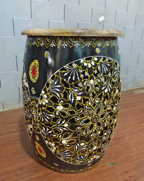 STOOL BLACK PAINTING