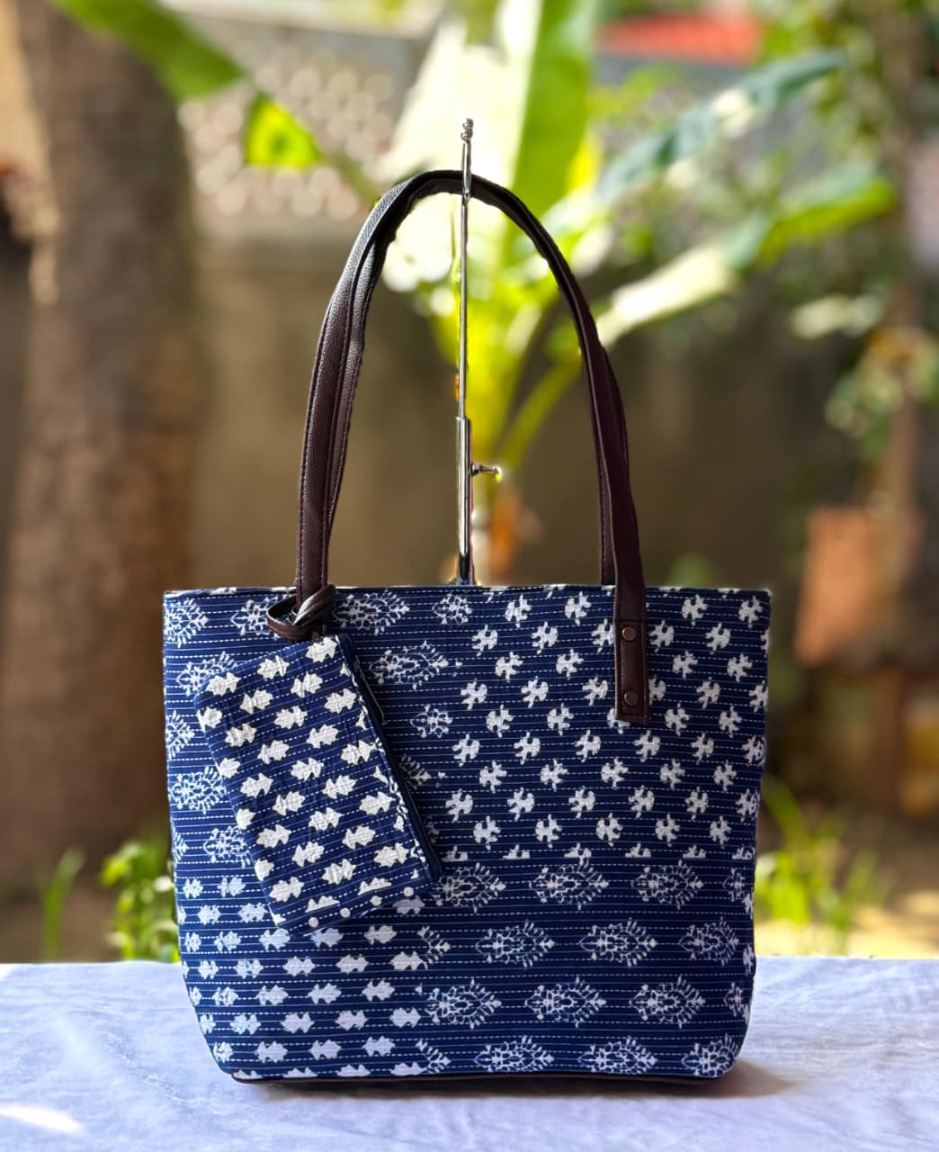 Ikkat Tote Hand Bag (4)