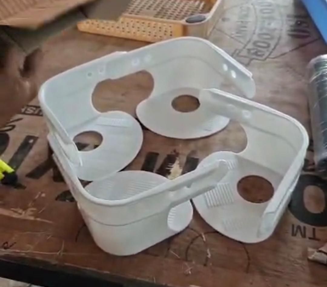 Bedsheet Holder Clip