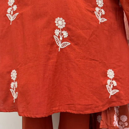 Embroidered kurta with pearl detailed neckline with pockets on sides with pants and printed malmal  dupatta
