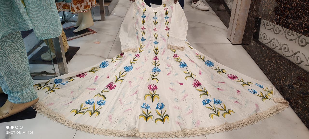 Anarkali Chickenkari Hand-Printed Kurti Set with Mulmul Dupatta