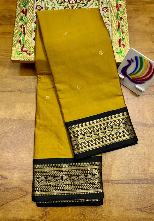 Soft Silk Kadiyal Paithani (36)