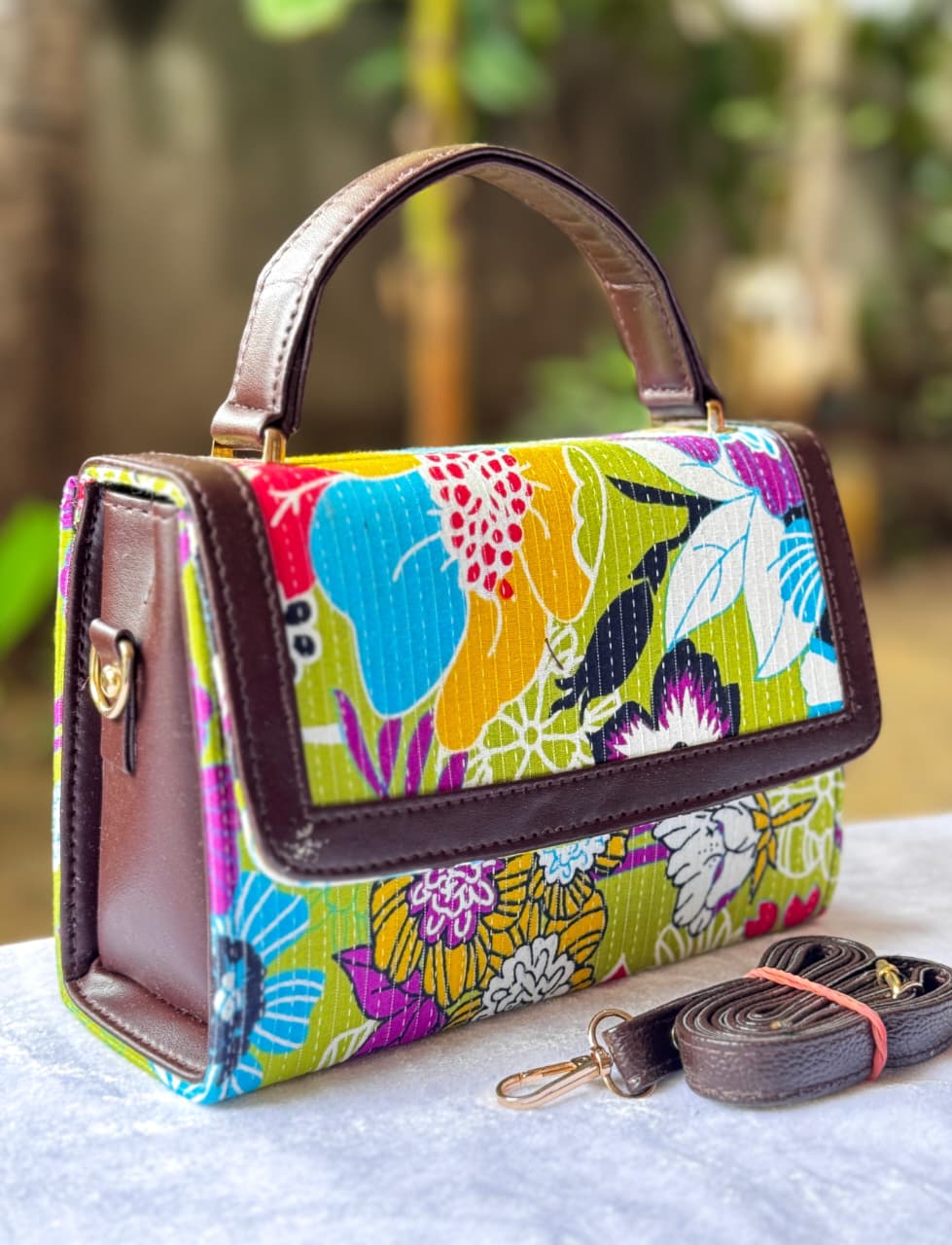 Beautiful Ikkat Box Sling (24)