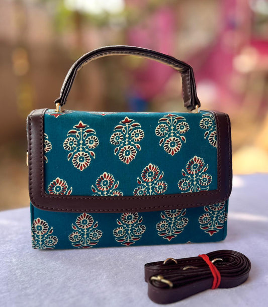 Beautiful Ikkat Box Sling (28)