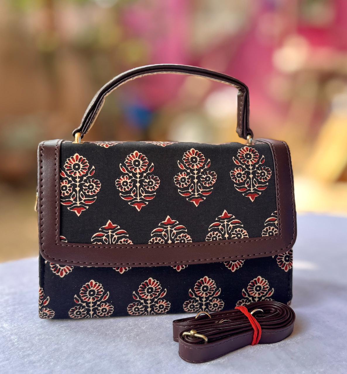 Beautiful Ikkat Box Sling (32)