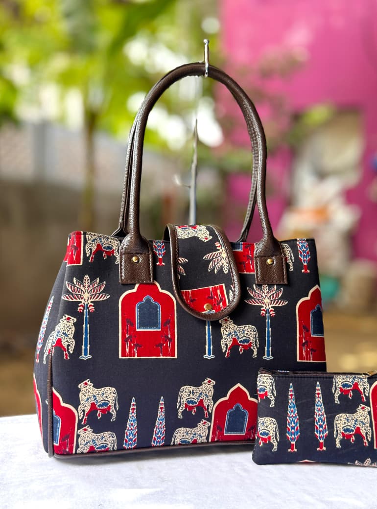 Triple partition Tote Bag (53)