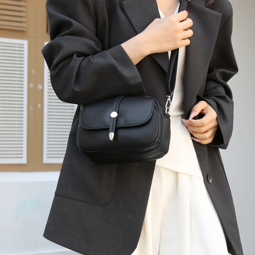 SLING BAG
